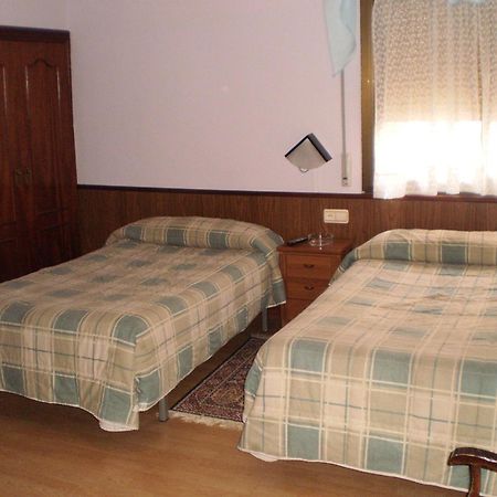 Hostal Hilton Burgos Ngoại thất bức ảnh